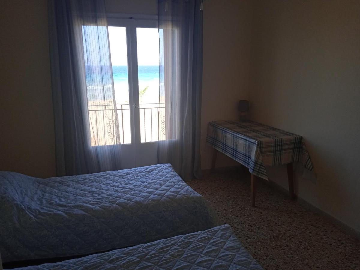 Apartment On The Beach Artemida  Dış mekan fotoğraf